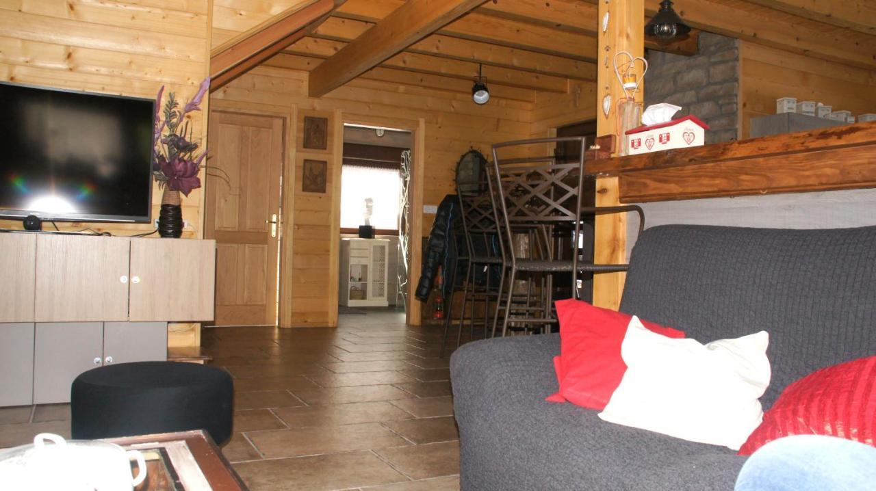 Chalet Du Champs Des Semeaux Wisches Luaran gambar