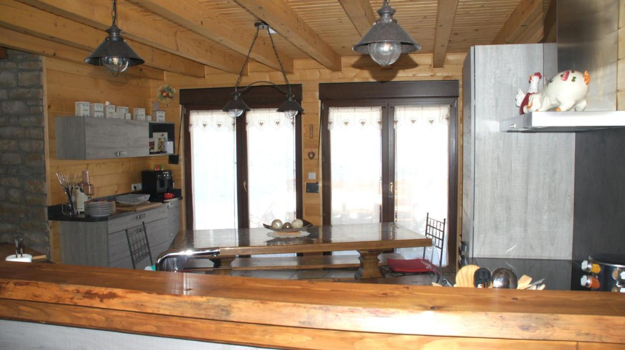 Chalet Du Champs Des Semeaux Wisches Luaran gambar